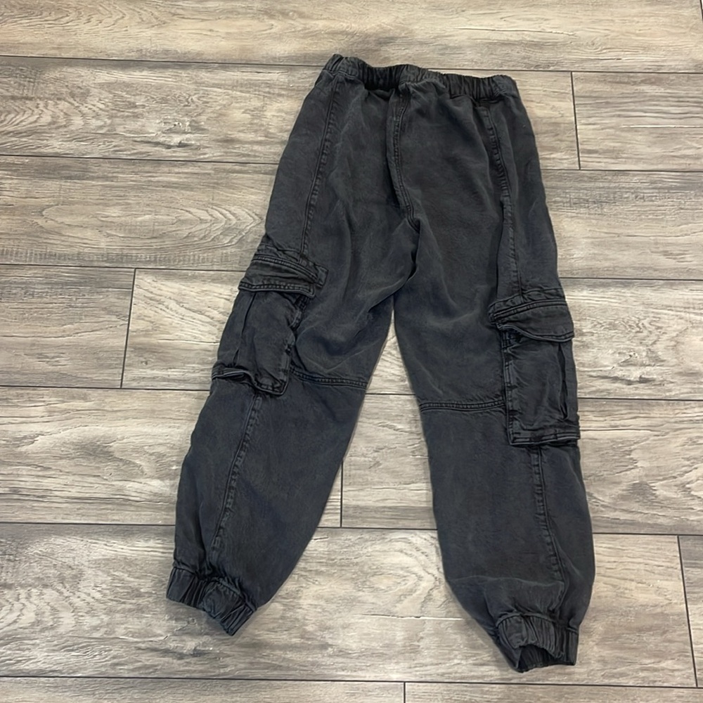 Black dark grey cargo pants for women size 4
All saints
Good condition - Picture 8 of 9